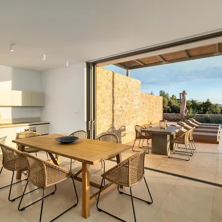Villa Andreas By Vintage Travel