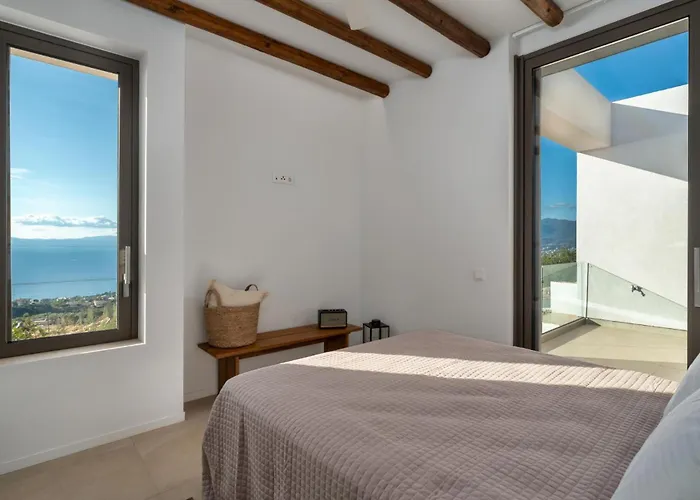 Andreas By Vintage Travel Villa